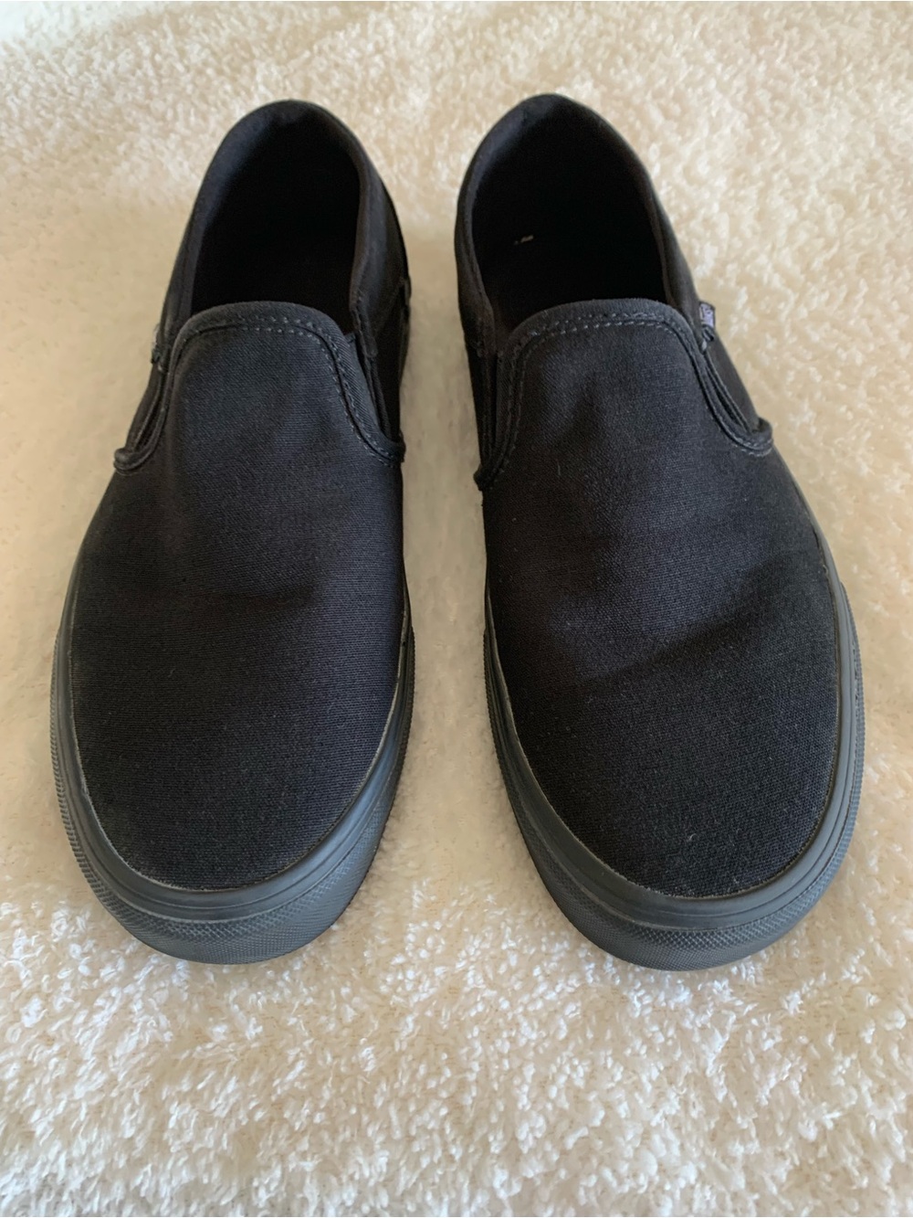 All Solid Black Slip On Vans Women’s Size 9 Barely Worn